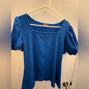 Vince Camuto medium top